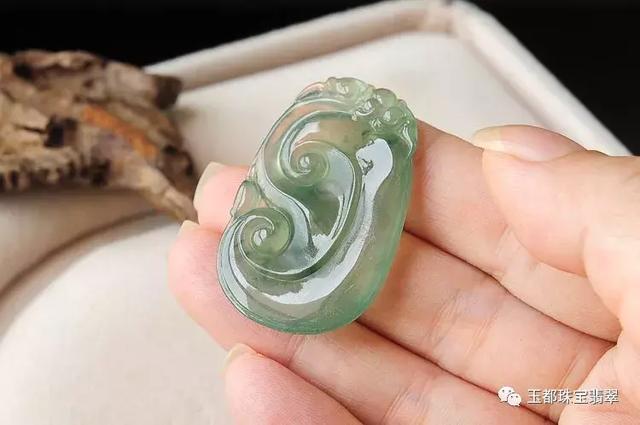介绍翡翠的专业知识,翡翠专业知识翡翠的钢-第7张图片-翡翠网