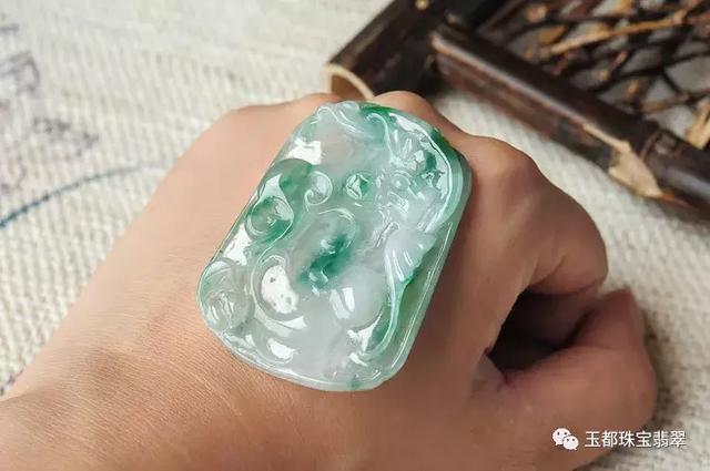 介绍翡翠的专业知识,翡翠专业知识翡翠的钢-第9张图片-翡翠网