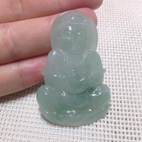 细糯种翡翠是不是不值钱细糯种翡翠价格是多少-第6张图片-翡翠网 细糯种翡翠是不是不值钱细糯种翡翠价格是多少-第6张图片-翡翠网