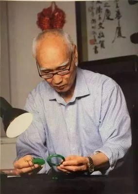 翡翠原石切割多少钱翡翠原石切法三彩-第6张图片-翡翠网 翡翠原石切割多少钱翡翠原石切法三彩-第6张图片-翡翠网