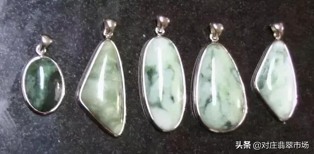 原石翡翠矿场哪些地方有,怎么选翡翠原石-第12张图片-翡翠网 原石翡翠矿场哪些地方有,怎么选翡翠原石-第12张图片-翡翠网