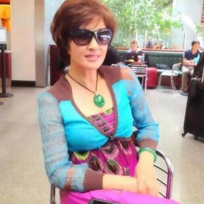 刘晓庆翡翠知识产权,刘晓庆珠宝图片大全-第5张图片-翡翠网 刘晓庆翡翠知识产权,刘晓庆珠宝图片大全-第5张图片-翡翠网