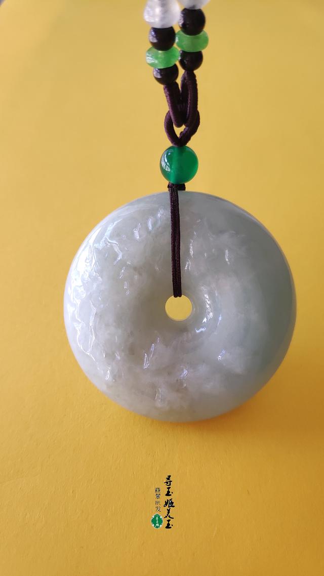 优化过的翡翠手镯区分,玉手镯怎么鉴定-第12张图片-翡翠网