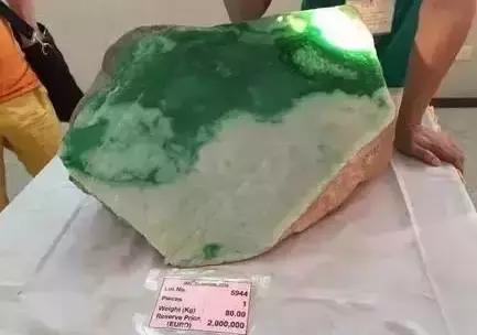 2016年翡翠手镯价格十几年前的翡翠手镯-第1张图片-翡翠网 2016年翡翠手镯价格十几年前的翡翠手镯-第1张图片-翡翠网