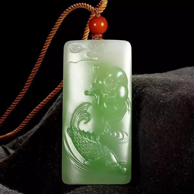 长春翡翠知识,玻璃种翡翠知识讲解-第2张图片-翡翠网 长春翡翠知识,玻璃种翡翠知识讲解-第2张图片-翡翠网