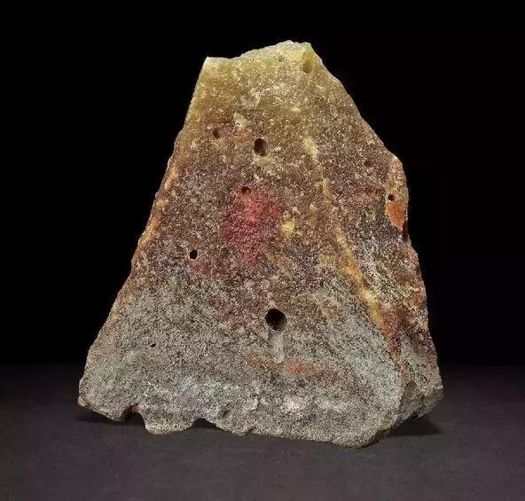 翡翠原石老古语,赌石中人为的碴口称为-第3张图片-翡翠网 翡翠原石老古语,赌石中人为的碴口称为-第3张图片-翡翠网