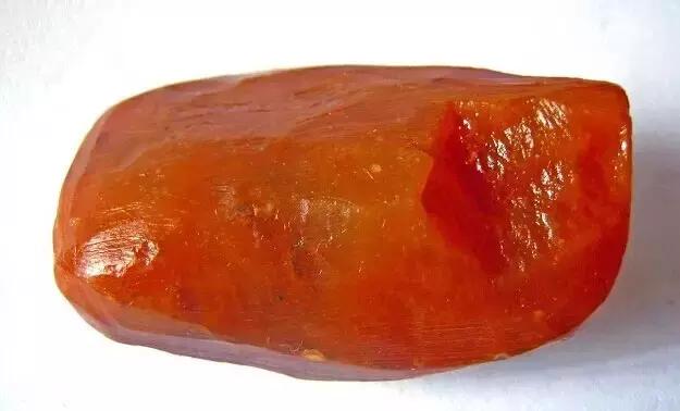 翡翠原石老古语,赌石中人为的碴口称为-第43张图片-翡翠网 翡翠原石老古语,赌石中人为的碴口称为-第43张图片-翡翠网