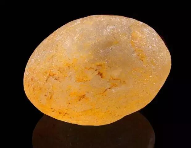 翡翠原石老古语,赌石中人为的碴口称为-第44张图片-翡翠网 翡翠原石老古语,赌石中人为的碴口称为-第44张图片-翡翠网