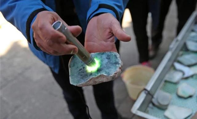 翡翠**不用登录版翡翠**游戏免费下载-第4张图片-翡翠网 翡翠**不用登录版翡翠**游戏免费下载-第4张图片-翡翠网