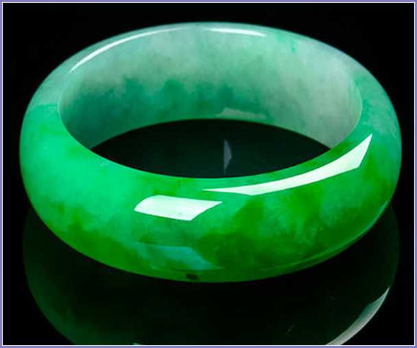 缅甸翡翠手镯大全缅甸翡翠手镯多少钱-第2张图片-翡翠网 缅甸翡翠手镯大全缅甸翡翠手镯多少钱-第2张图片-翡翠网