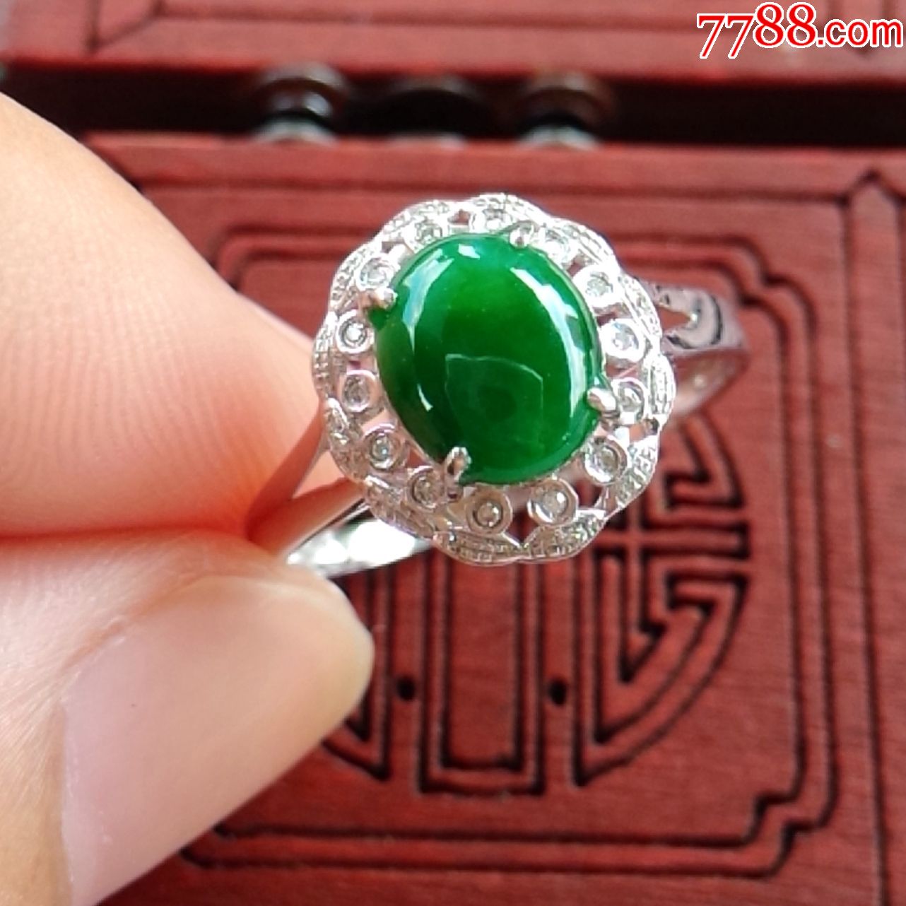 翡翠戒指镶嵌图片2019翡翠戒指批发价格-第2张图片-翡翠网 翡翠戒指镶嵌图片2019翡翠戒指批发价格-第2张图片-翡翠网