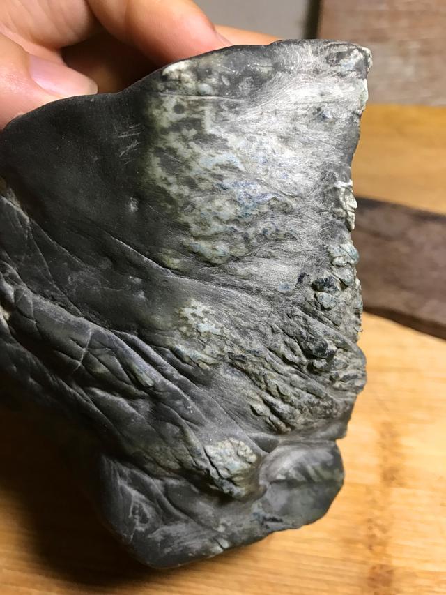 翡翠原石晶体粗是什么种水睛水翡翠原石-第3张图片-翡翠网 翡翠原石晶体粗是什么种水睛水翡翠原石-第3张图片-翡翠网