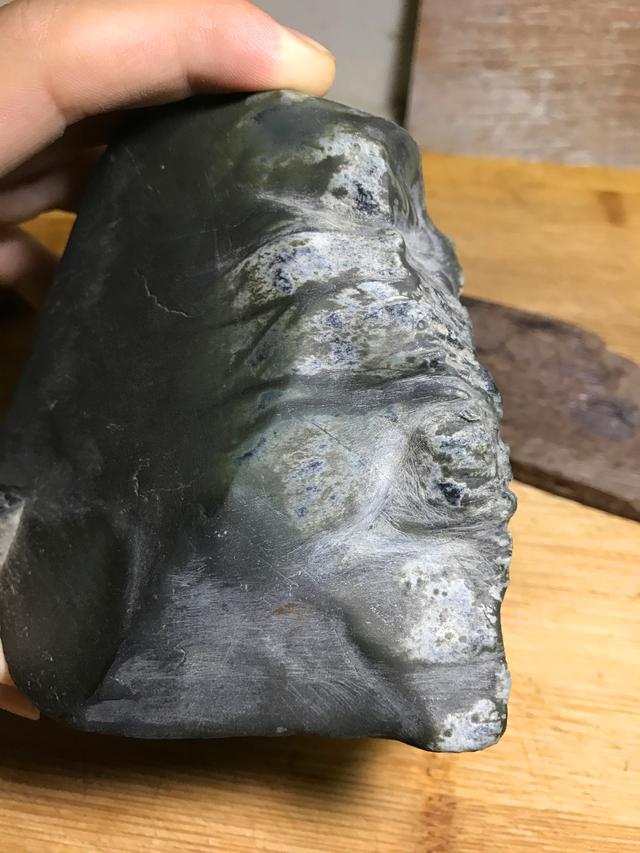 翡翠原石晶体粗是什么种水睛水翡翠原石-第5张图片-翡翠网 翡翠原石晶体粗是什么种水睛水翡翠原石-第5张图片-翡翠网