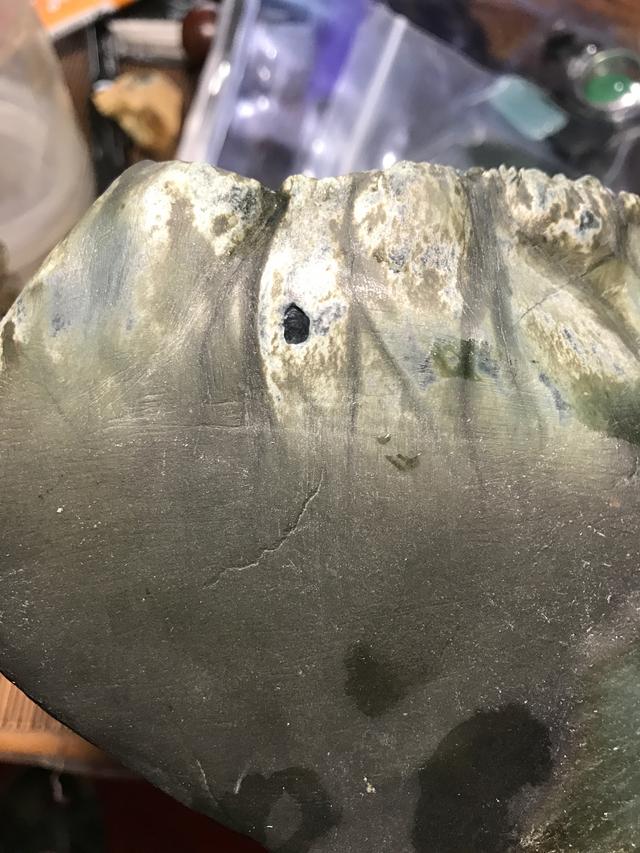 翡翠原石晶体粗是什么种水睛水翡翠原石-第6张图片-翡翠网 翡翠原石晶体粗是什么种水睛水翡翠原石-第6张图片-翡翠网