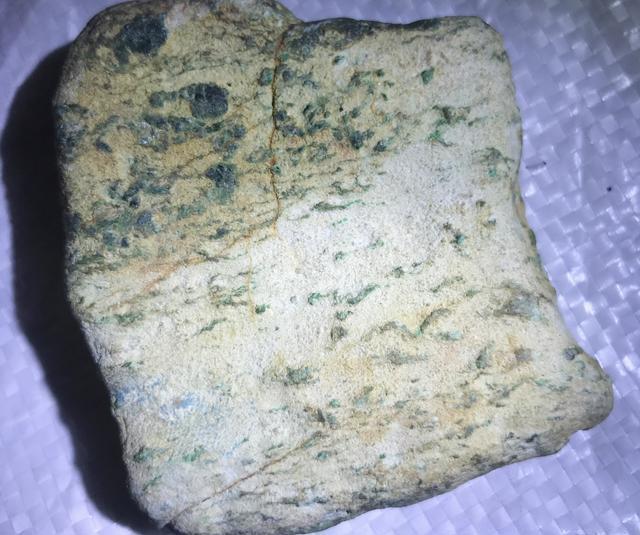 翡翠全身松花原石翡翠原石松花莽带图片-第2张图片-翡翠网 翡翠全身松花原石翡翠原石松花莽带图片-第2张图片-翡翠网