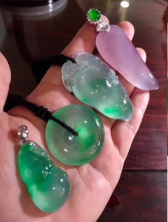 翡翠的基本知识视频翡翠鉴定知识视频-第2张图片-翡翠网