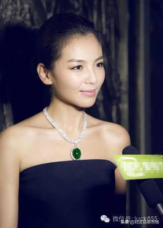 翡翠子母手镯图片玉镯还是翡翠镯子好-第3张图片-翡翠网 翡翠子母手镯图片玉镯还是翡翠镯子好-第3张图片-翡翠网