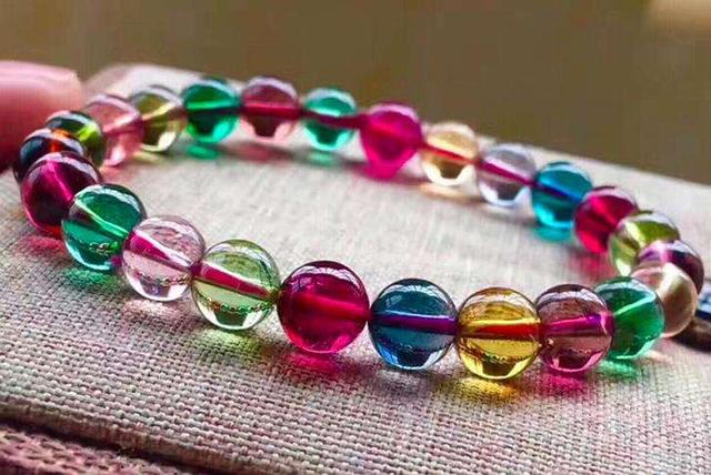 翡翠如何鉴定真假翡翠如何鉴定真假记住这些知识点-张-第3张图片-翡翠网 翡翠如何鉴定真假翡翠如何鉴定真假记住这些知识点-张-第3张图片-翡翠网