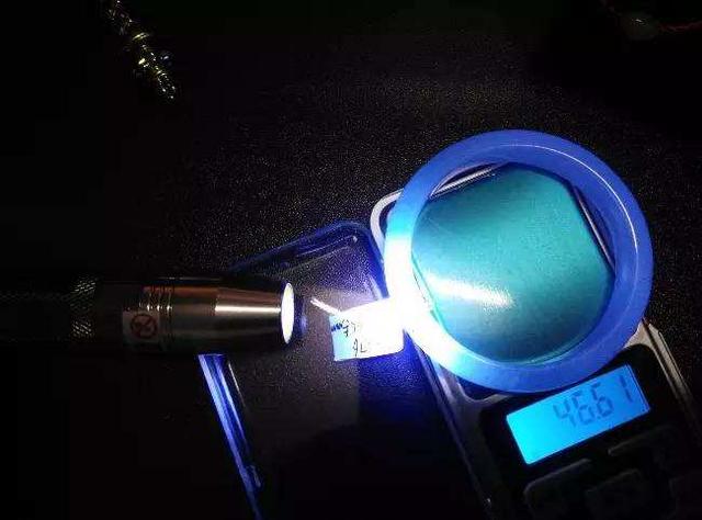 翡翠如何鉴定真假翡翠如何鉴定真假记住这些知识点-张-第15张图片-翡翠网 翡翠如何鉴定真假翡翠如何鉴定真假记住这些知识点-张-第15张图片-翡翠网