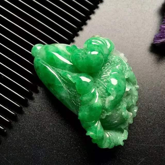 翡翠如何鉴定真假翡翠如何鉴定真假记住这些知识点-张-第31张图片-翡翠网 翡翠如何鉴定真假翡翠如何鉴定真假记住这些知识点-张-第31张图片-翡翠网