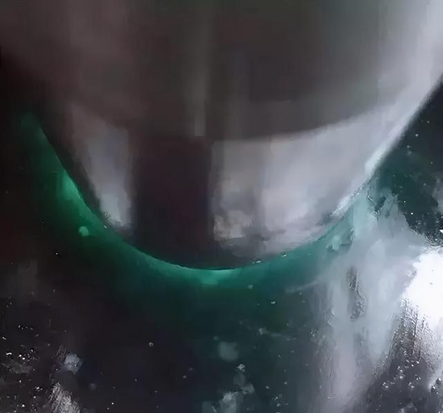 翡翠原石批发多少钱,三千块钱的翡翠原石-第14张图片-翡翠网 翡翠原石批发多少钱,三千块钱的翡翠原石-第14张图片-翡翠网