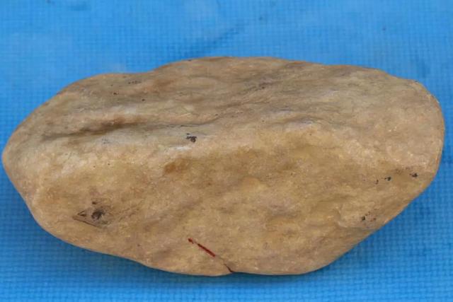 翡翠原石脱沙说明什么黄岩沙翡翠原石-第2张图片-翡翠网 翡翠原石脱沙说明什么黄岩沙翡翠原石-第2张图片-翡翠网