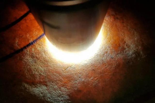 翡翠原石脱沙说明什么黄岩沙翡翠原石-第4张图片-翡翠网 翡翠原石脱沙说明什么黄岩沙翡翠原石-第4张图片-翡翠网