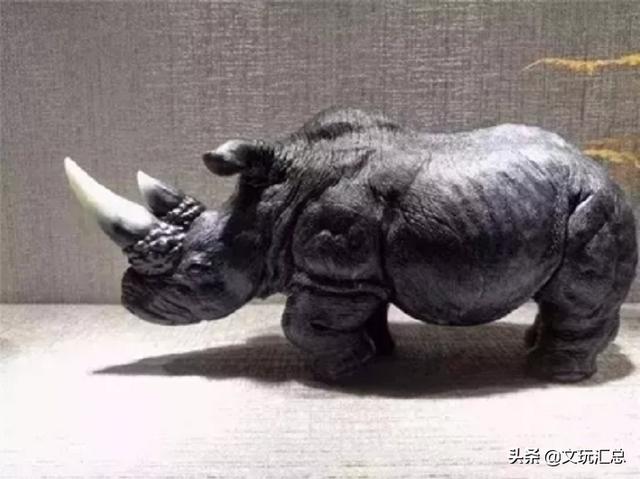 翡翠原石乌鸡种切面,乌鸡种翡翠原石到成品-第9张图片-翡翠网