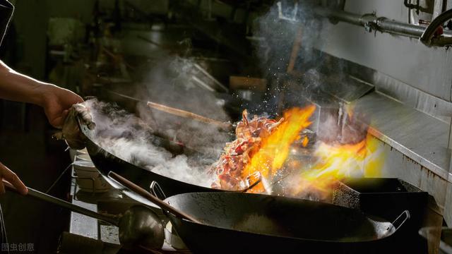 晒晒我带了5年的翡翠手镯什么人不适合戴翡翠-第1张图片-翡翠网 晒晒我带了5年的翡翠手镯什么人不适合戴翡翠-第1张图片-翡翠网