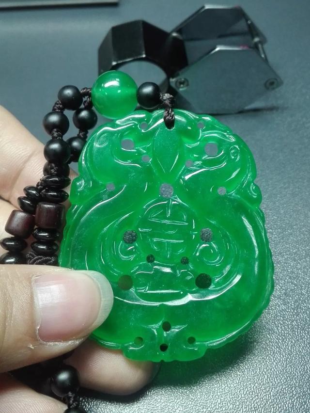 玉翡翠知识付费,翡翠对比和田玉-第4张图片-翡翠网 玉翡翠知识付费,翡翠对比和田玉-第4张图片-翡翠网