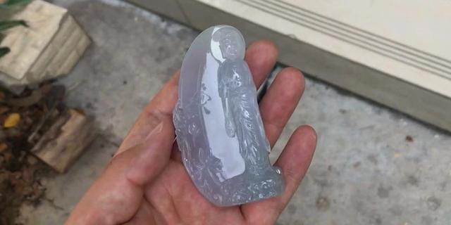 翡翠原石叫什么翡翠原石观赏-第9张图片-翡翠网 翡翠原石叫什么翡翠原石观赏-第9张图片-翡翠网