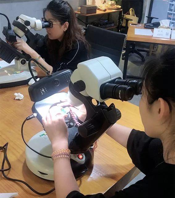 瑞丽翡翠雕刻学校怎么样,翡翠知识培训学校-第11张图片-翡翠网 瑞丽翡翠雕刻学校怎么样,翡翠知识培训学校-第11张图片-翡翠网