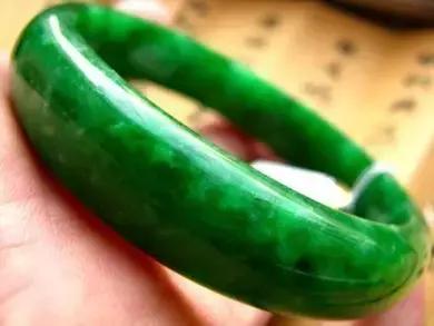 最贵的翡翠原石500亿ff15翡翠原石-第5张图片-翡翠网