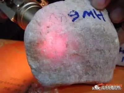 翡翠手镯里有紫色吗,紫色翡翠手镯-第6张图片-翡翠网