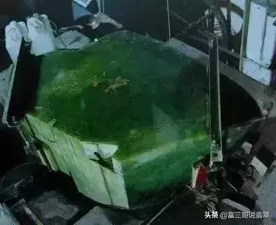 世界级翡翠原石图片,极品翡翠原石图片大全-第2张图片-翡翠网 世界级翡翠原石图片,极品翡翠原石图片大全-第2张图片-翡翠网