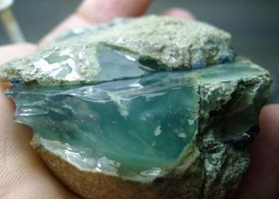 怎么赞美翡翠原石翡翠原石的价位-第2张图片-翡翠网