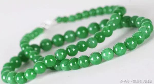 翡翠的特点与鉴定超能力鉴定翡翠知识-第6张图片-翡翠网 翡翠的特点与鉴定超能力鉴定翡翠知识-第6张图片-翡翠网