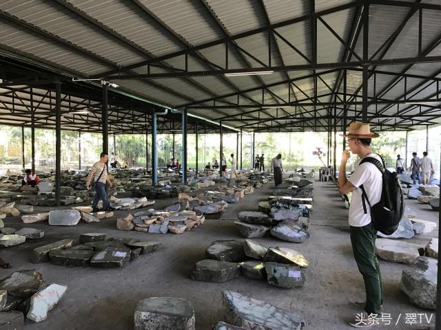 揭阳公盘翡翠知识,中国翡翠公盘时间-第2张图片-翡翠网 揭阳公盘翡翠知识,中国翡翠公盘时间-第2张图片-翡翠网