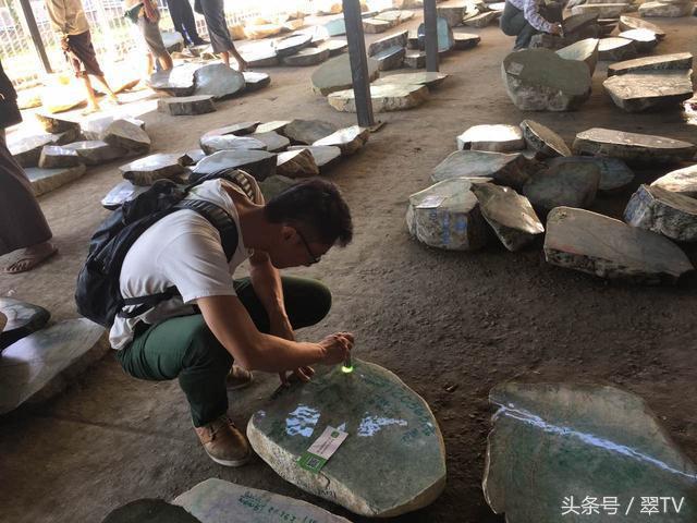 揭阳公盘翡翠知识,中国翡翠公盘时间-第17张图片-翡翠网 揭阳公盘翡翠知识,中国翡翠公盘时间-第17张图片-翡翠网