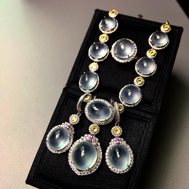 怎么选翡翠原石,翡翠原石古老的传说-第2张图片-翡翠网 怎么选翡翠原石,翡翠原石古老的传说-第2张图片-翡翠网