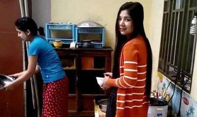 沙拉翡翠原石图片,玉石翡翠原石-第8张图片-翡翠网 沙拉翡翠原石图片,玉石翡翠原石-第8张图片-翡翠网