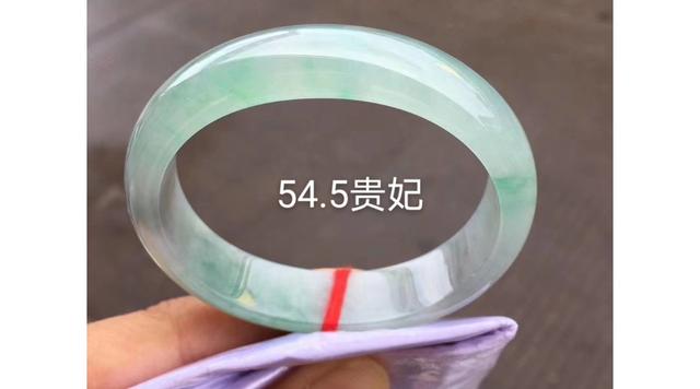 翡翠山水画寓意大全,水墨画种翡翠手镯好吗-第6张图片-翡翠网 翡翠山水画寓意大全,水墨画种翡翠手镯好吗-第6张图片-翡翠网