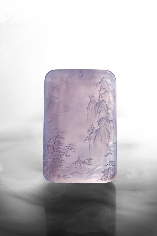 女的戴翡翠适合戴什么翡翠手镯寓意和好处-第1张图片-翡翠网 女的戴翡翠适合戴什么翡翠手镯寓意和好处-第1张图片-翡翠网