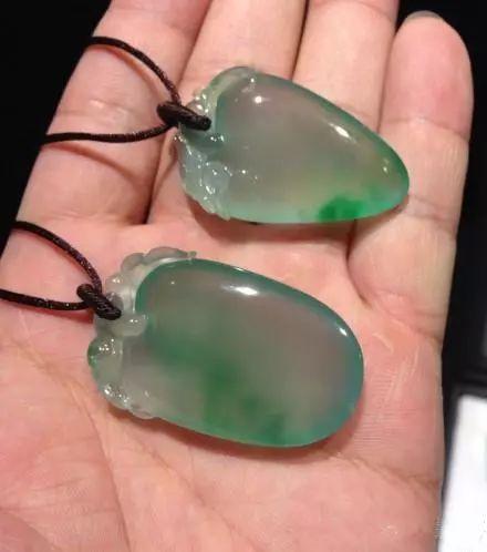 金丝种翡翠戒指的价格冰种金丝翡翠价格-第2张图片-翡翠网 金丝种翡翠戒指的价格冰种金丝翡翠价格-第2张图片-翡翠网