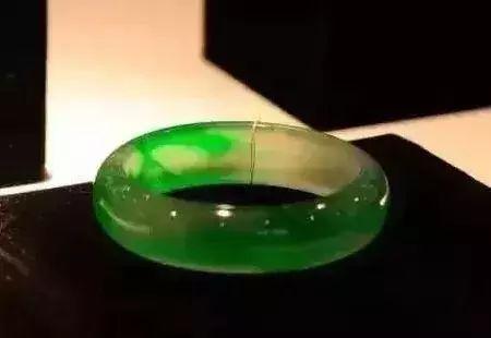 金丝种翡翠戒指的价格冰种金丝翡翠价格-第10张图片-翡翠网 金丝种翡翠戒指的价格冰种金丝翡翠价格-第10张图片-翡翠网