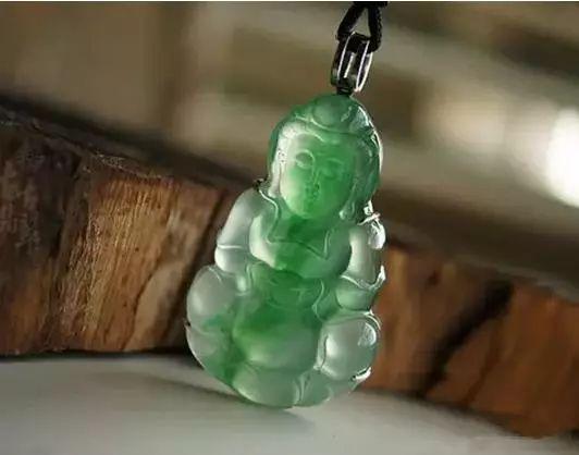 金丝种翡翠戒指的价格冰种金丝翡翠价格-第16张图片-翡翠网 金丝种翡翠戒指的价格冰种金丝翡翠价格-第16张图片-翡翠网