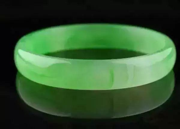 金丝种翡翠戒指的价格冰种金丝翡翠价格-第29张图片-翡翠网 金丝种翡翠戒指的价格冰种金丝翡翠价格-第29张图片-翡翠网