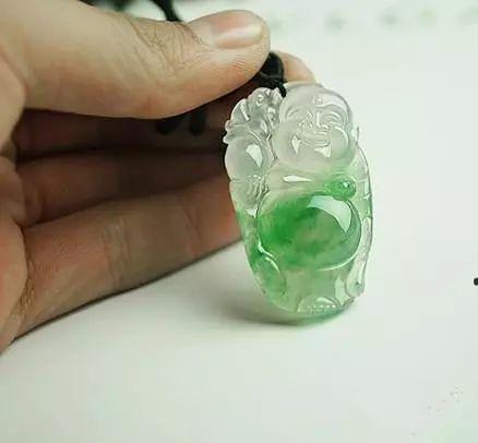 金丝种翡翠戒指的价格冰种金丝翡翠价格-第35张图片-翡翠网 金丝种翡翠戒指的价格冰种金丝翡翠价格-第35张图片-翡翠网