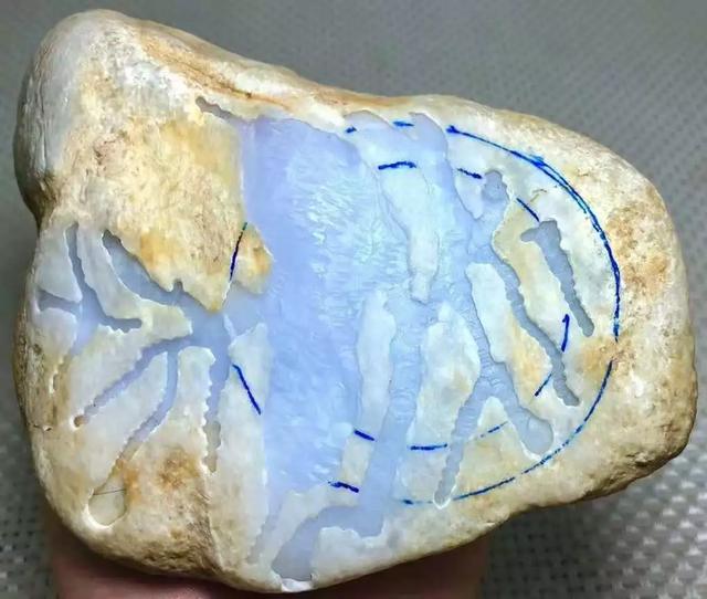 冰种阳绿翡翠手镯图片高冰种绿翡翠手镯-第2张图片-翡翠网 冰种阳绿翡翠手镯图片高冰种绿翡翠手镯-第2张图片-翡翠网