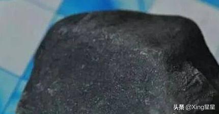 翡翠原石敞口,翡翠原石敞口翡翠玉石-第7张图片-翡翠网 翡翠原石敞口,翡翠原石敞口翡翠玉石-第7张图片-翡翠网